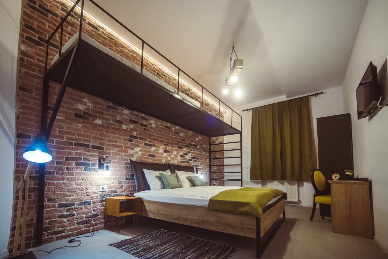 Timhouse Hotel ทิมิชัวรา ภายนอก รูปภาพ